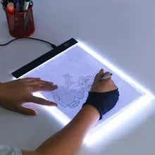 Caderno Tablet Led Para Desenho Regulável - Fourbrink